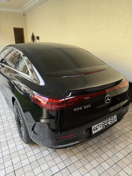 Mercedes Benz EQE 350 доп опция белый салон