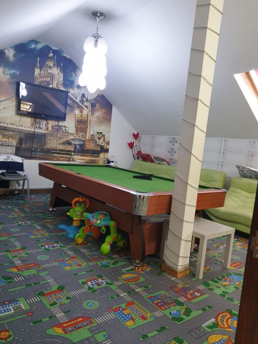 Vind casa zona liceul 9