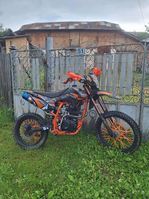 Vand KXD 150cc in stare foarte bună.