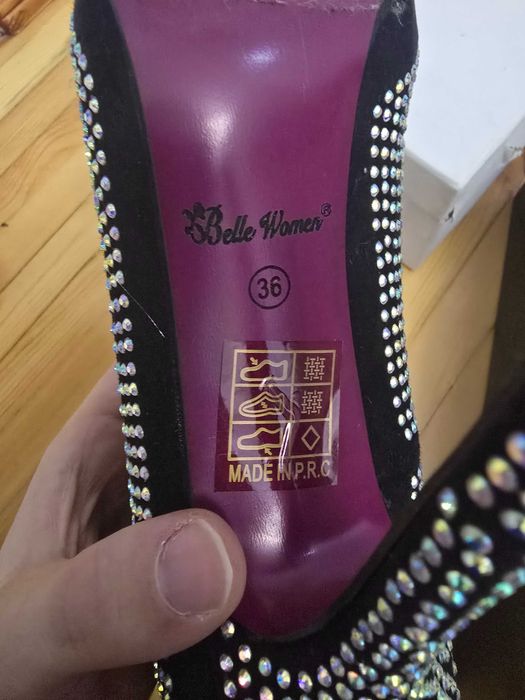 Сапоги на каблуках