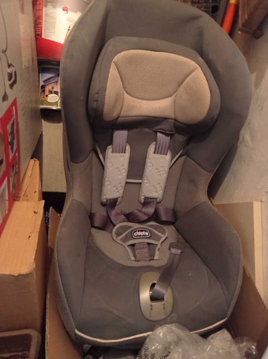 Детски Стол chicco за автомобил