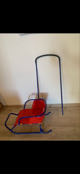 Зимние санки с чехлом