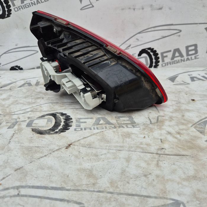 Stop dreapta Volkswagen Golf 7 Hatchback an 2013-2014-2015-2016-2017