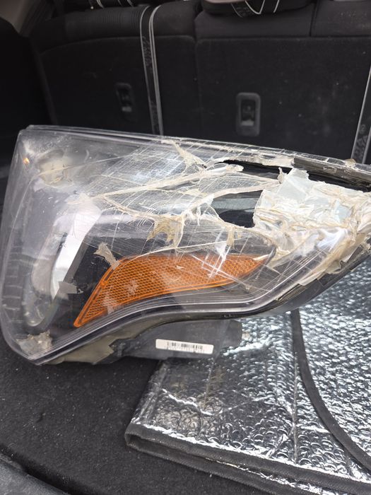 Фары ссанг енг 2016