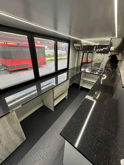 Тръговска каравана за бързо хранене 4-2-2.10м