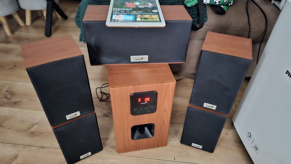 Sistem audio 5.1 Genius. Stare f buna