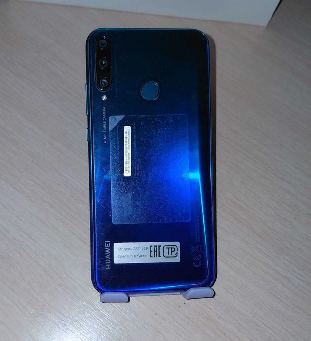 Продам Huawei P40 Lite  E