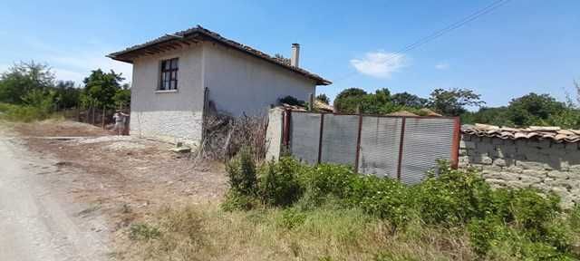 Продава се Къща в с. Ивански, Област Шумен - 130 кв.м за 67 €/кв.м - Снимка #10