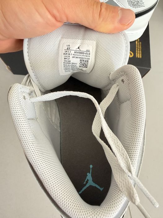 Air Jordan 1 Mid “Inspired by the greatest”