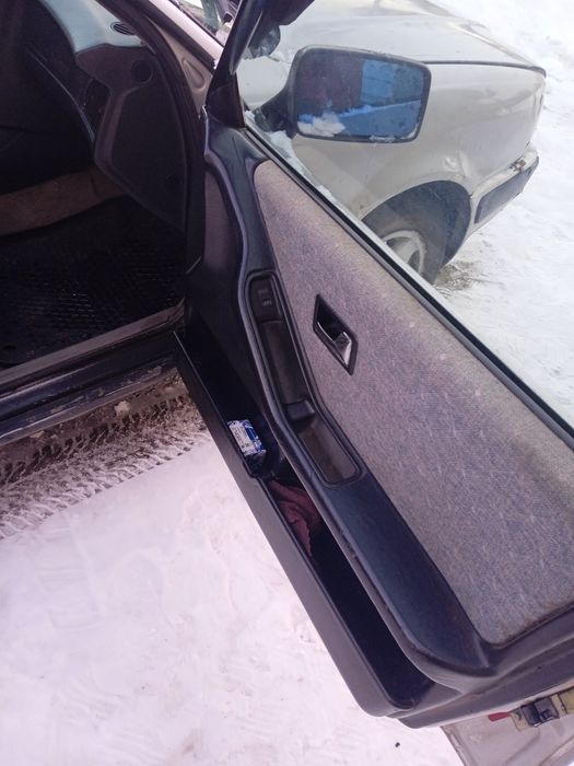 Продам Ауди 80 б4