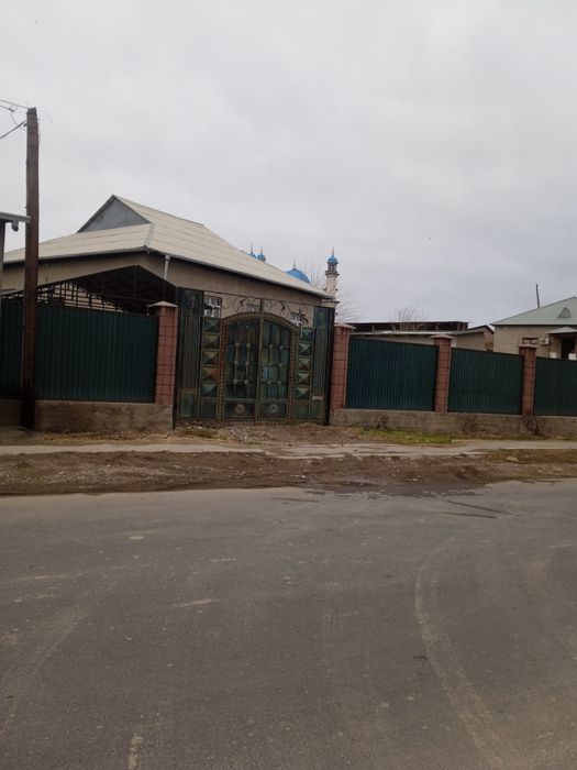 Сафхоз капланбекте толық бітпеген үй сатылады.