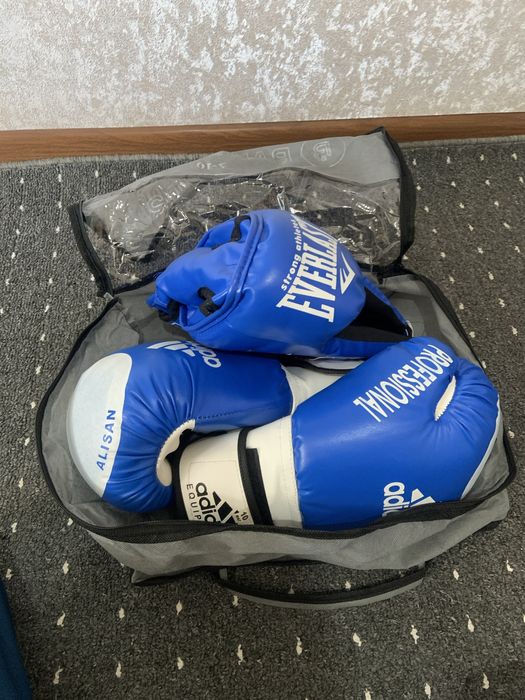 Boks uchun percahtki va shlem