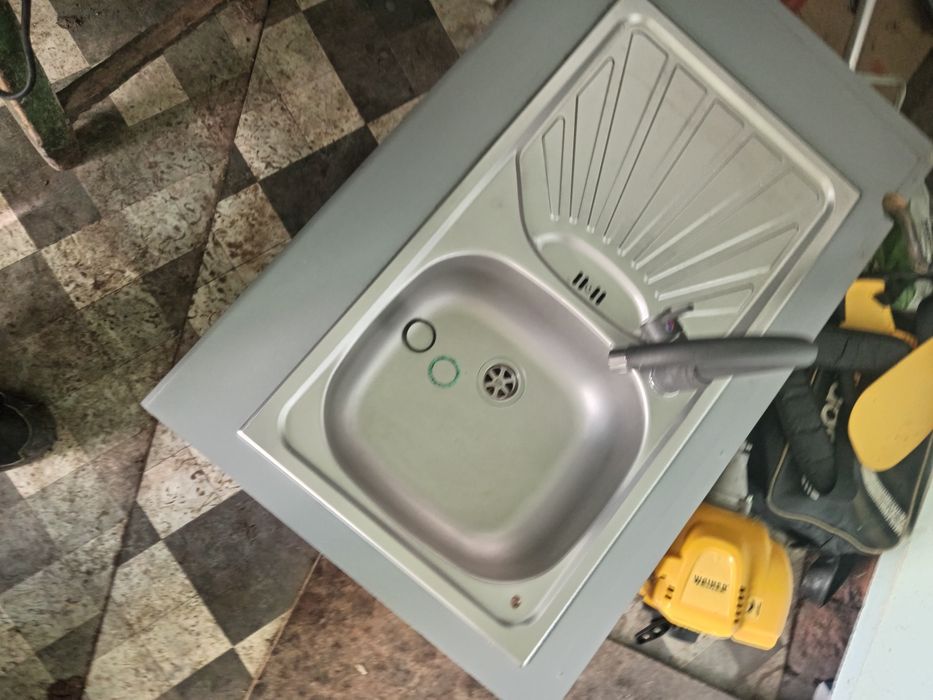 Vând chiuveta bucătărie piramida cu baterie