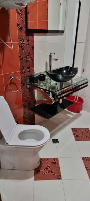 Дава се под наем Двустаен апартамент в София, Хладилника - 60 кв.м за 714 € - Снимка #3