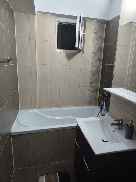 Închiriez apartament strada Fagului