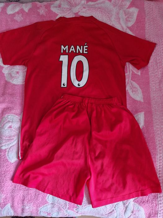 Спортивные костюмы