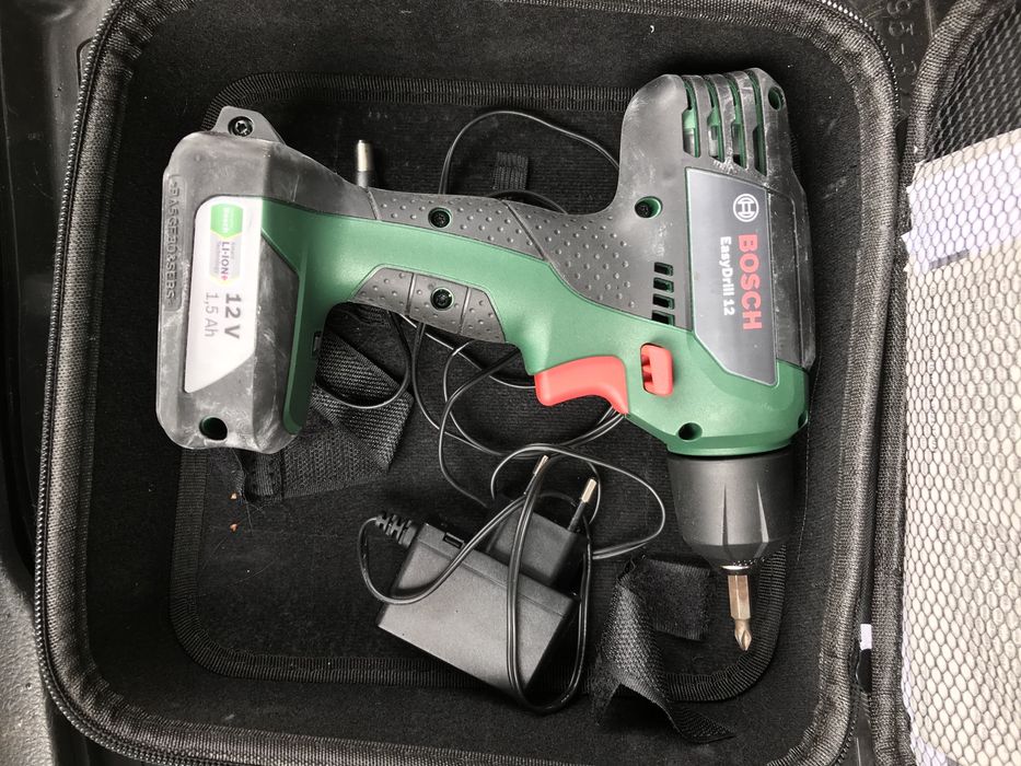 Autofiletanta Bosch Easy Drill 12V cu 1 baterie