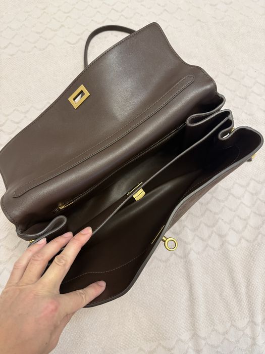 Продам новую кожаную сумку