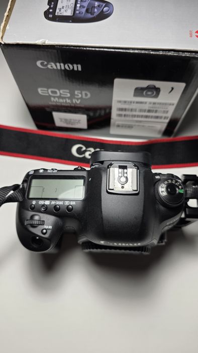 Canon EOS 5D mark  IV