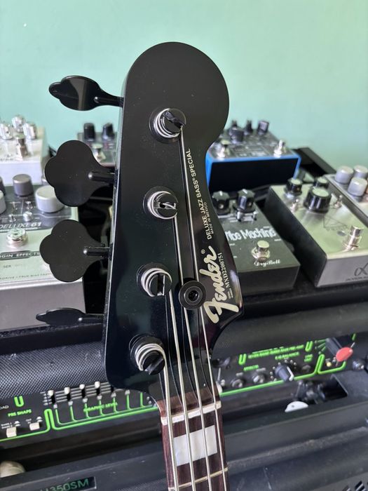 Fender Duff McKagan Bass + Trace Eliot AH350SM + 1228 300W CAB