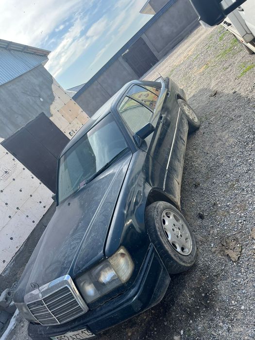 Прадаётся Мерседес.220