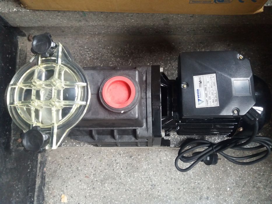 Помпи басейн помпа