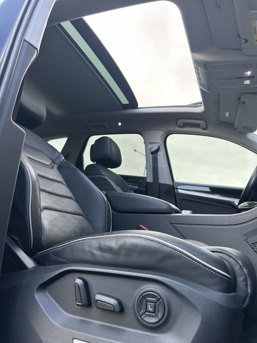 Volkswagen Touareg Black Style/Panoramic/Nigh vision/Perne/Ventilatie