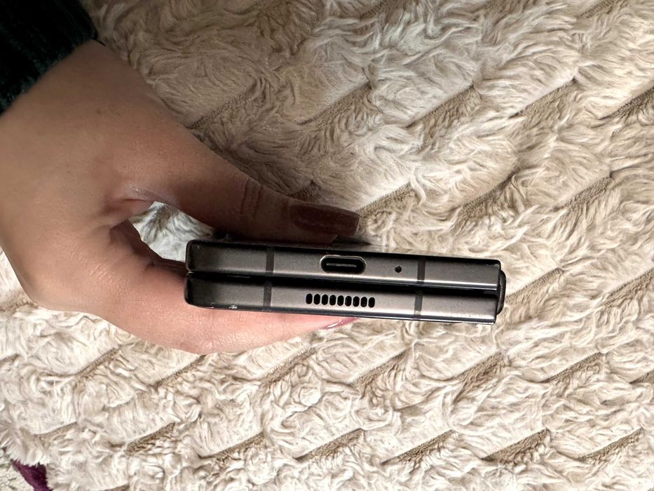 Samsung Z fold 5 512 gb