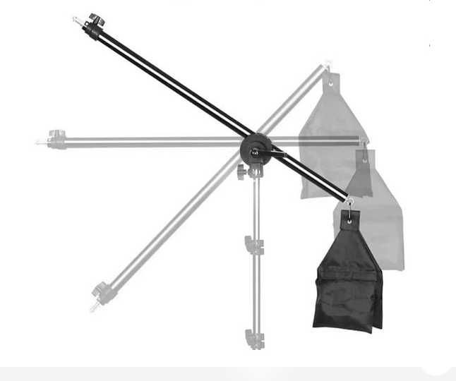 Фото аксесоари: светкавица и софтбокс, лайтбокс, жираф, фон, стойка