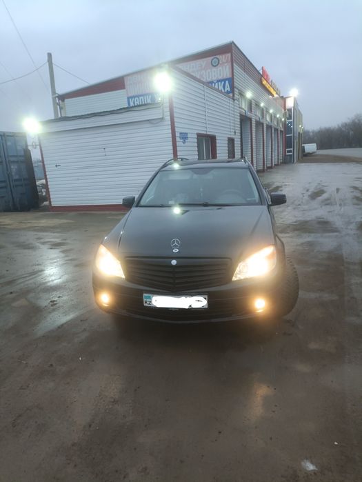 Продам Мерседес w 204 200 cdi 2009 г.