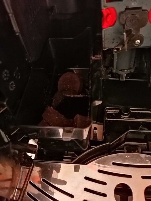 Кафемашина кафеавтомат Delonghi magnifica Esam 3200s