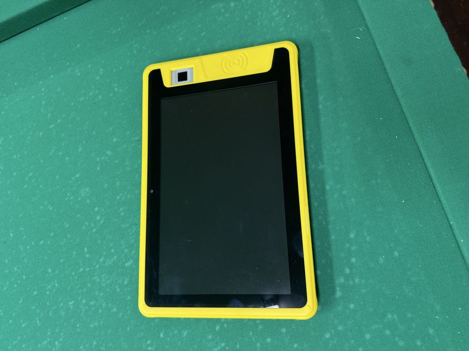 Продам планшет новый!