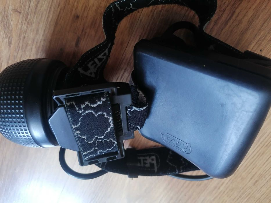 Frontala Petzl lanterna munte excursii drumetii