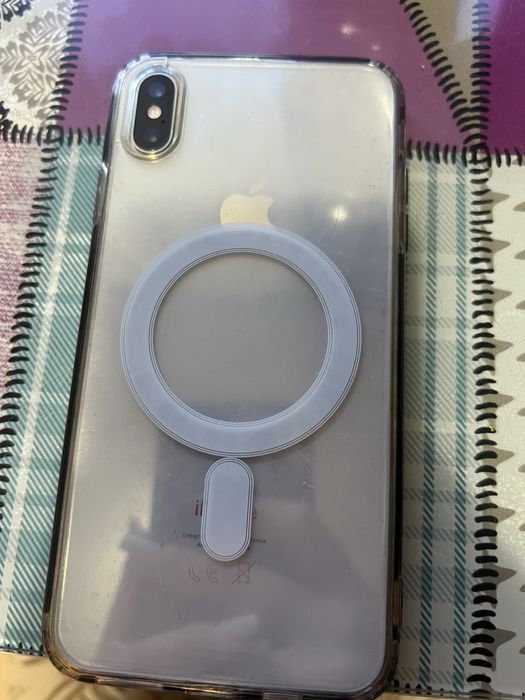 Vand iphone xs max 64gb