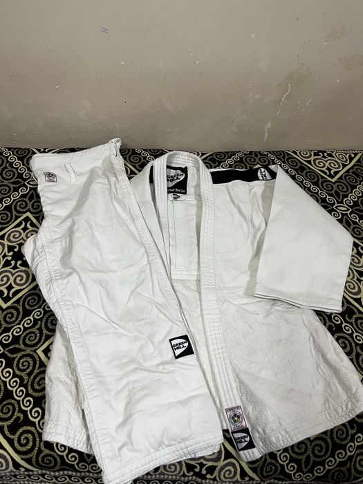 Кимано для дзюдо новый,оригинал!!!