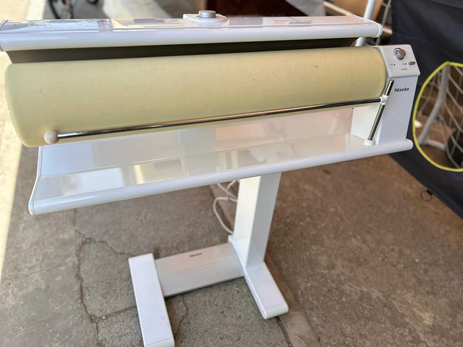 Masina profesionala dde calcat Pfaff