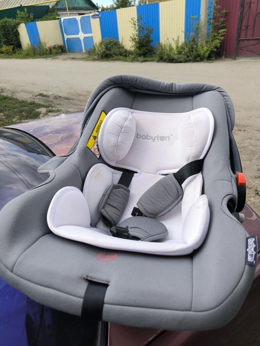 Продам детское кресло