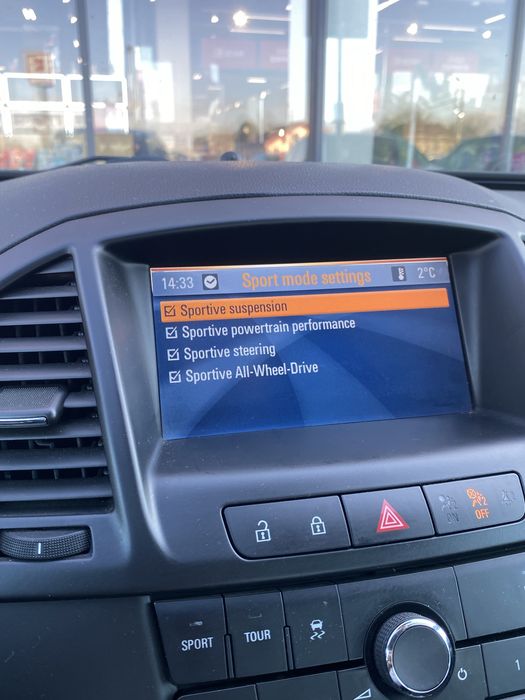 Opel Insignia 4x4 220cp