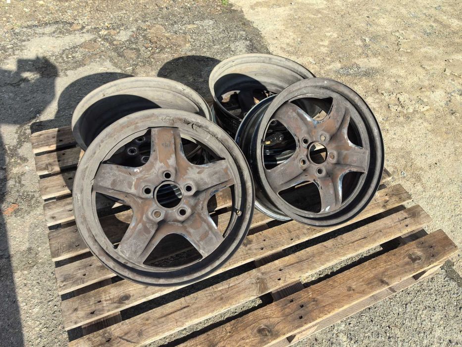 16 цола 5 х 108 мм Форд / Волво - 6,5 Инча / ЕТ 47,5 - МОЖЕ на бройка