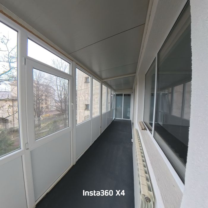 Proprietar inchiriez spatiu birou balcon centru Independentei