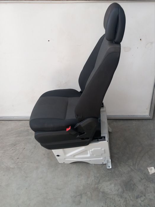 Седалки от Крафтер - единични и двойни