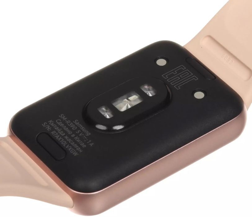 Samsung Galaxy Fit 3 фитнес-браслет Компактный и лёгкий.