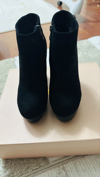 Сапоги на каблуке