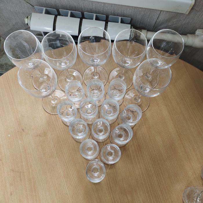 Продам посуду бокалы