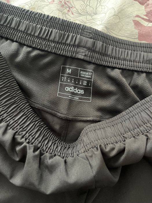 Мъжки къси панталони Adidas в размер М