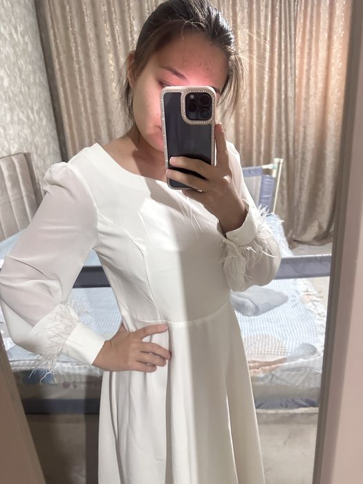 Белое длинное платье