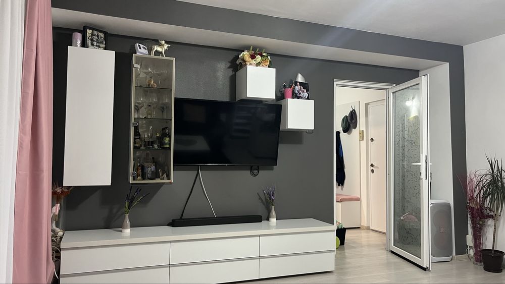 Vand apartament cu 2 camere
