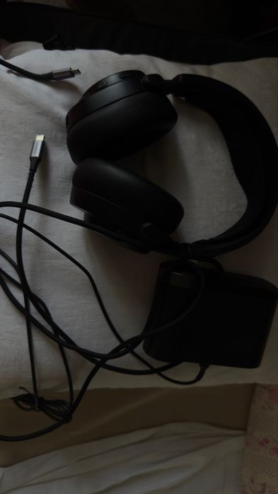 Продам SteelSeries Arctis Nova Pro Wireless Black