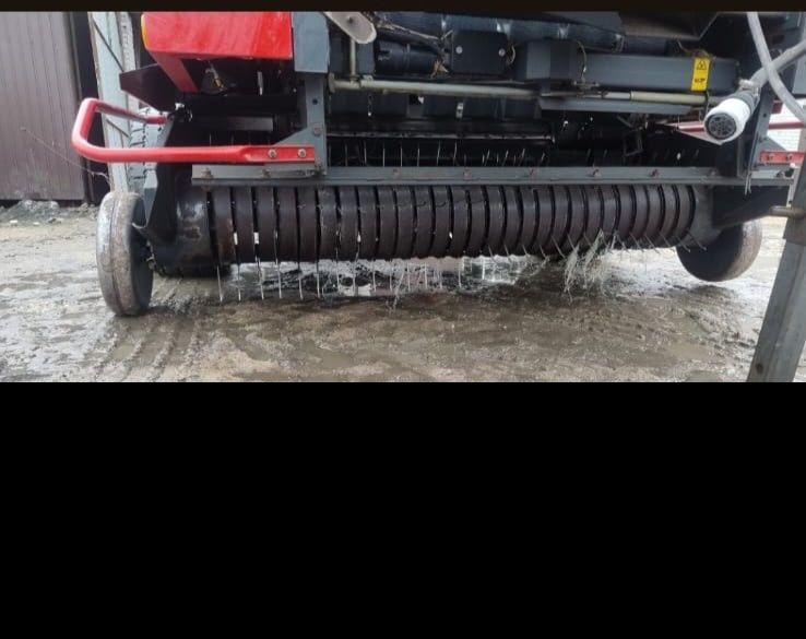 Пресс подборщик Vicon