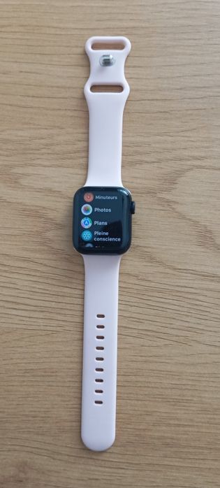 Apple Watch SE 2024